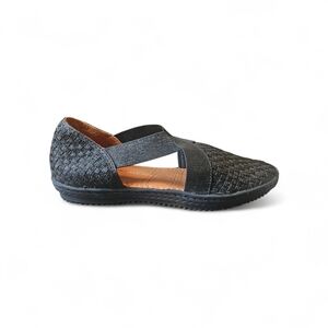 bernie mev. Black Woven Sandals